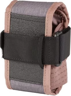 Dakine Gripper 2022 -Cycling Equipment Store 232c2f3f6b15a1ea9adbbf9a4e5506a655097c1088780b6eef2d7776ca9ffc13 32897.1683758935