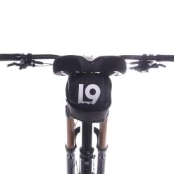 L9 Sports X Dakine Hot Laps Gripper 2021 -Cycling Equipment Store 278b79a7f8f6b5c5a9a028cc0f39f337e95b0d39b0f2aa16b03771af988d0f4a 07645.1683076252