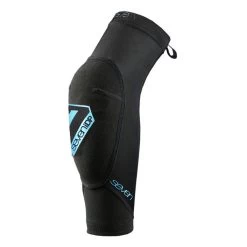 7iDP Transition Youth Elbow Pads -Cycling Equipment Store 8042612d26a0d7b2f56c6c878a0c588518e597a0d4c8054de16a353195386caa 60931.1683901464