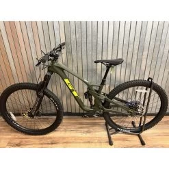 GT Force Carbon Pro Military Green Small 2022 Floor Model -Cycling Equipment Store d55b3c4590bb099b0175f87d56fde89fd170a1056cc8d2bbf4726f1574be6570 64450.1683761687