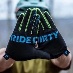 HandUp Most Day Gloves 2020 -Cycling Equipment Store f5f0b2837411d7c6991a30a4ff54750614e066ab01292881e076616a3227d212 80496.1685351945